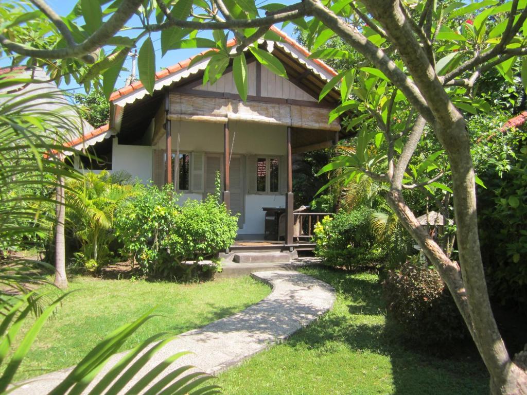 Kembali Beach Bungalows Amed Habitación foto