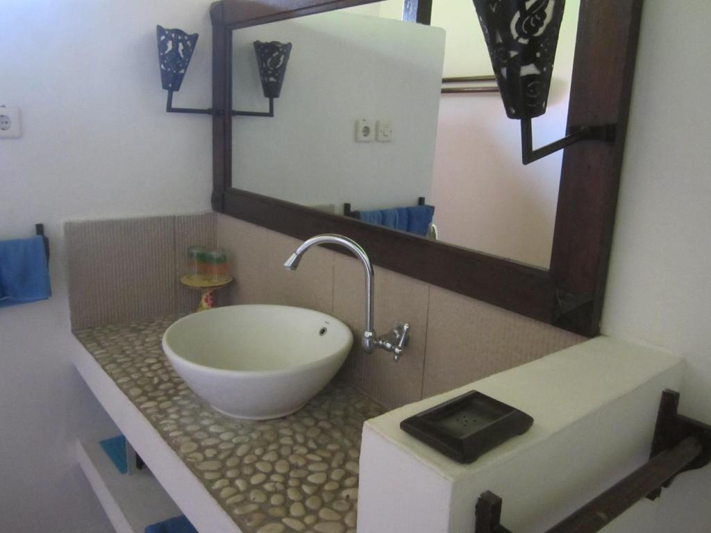 Kembali Beach Bungalows Amed Habitación foto
