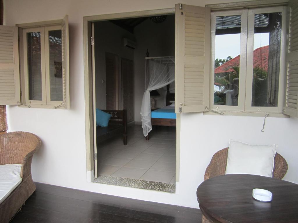 Kembali Beach Bungalows Amed Habitación foto